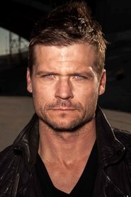 Bailey Chase — фото