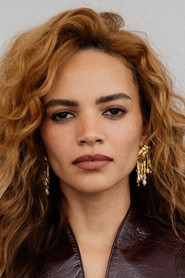 Leslie Grace — фото