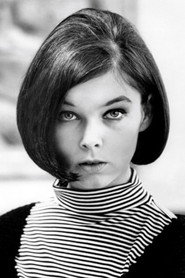 Yvonne Craig — фото